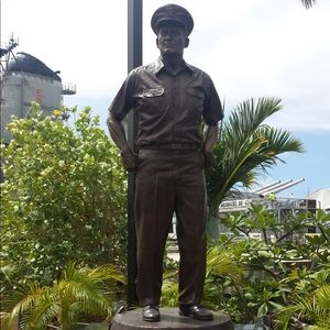 Meet your Posher, Adam